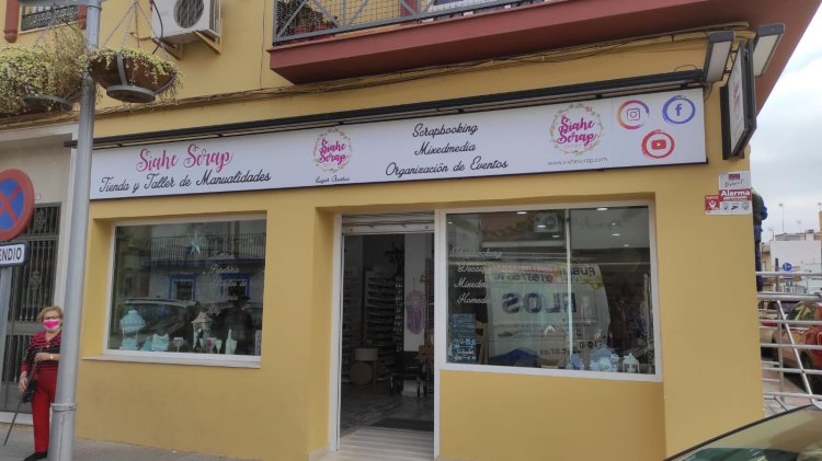 R&oacute;tulo cartel tipo luminaria en Dos Hermanas Sevilla.