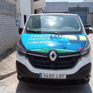 Rotulación de coche con vinilos fundidos. Todo Gas Sevilla.