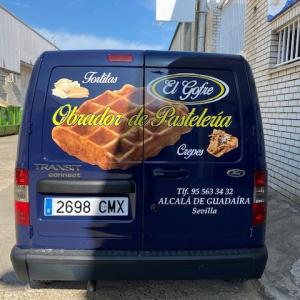 Rotulación de furgoneta en vinilos de corte y en impresión digital. El Gofre en Alcalá de Guadaira Sevilla.