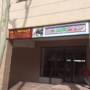 Rótulo caja luminosa. Loterias y Apuestas El Caballo Dos Hermanas Sevilla.