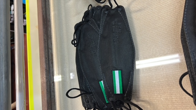 Mascarillas personalizadas para el 28 de febrero, para la jefatura de protocolo de la Junta de Andaluc&iacute;a.