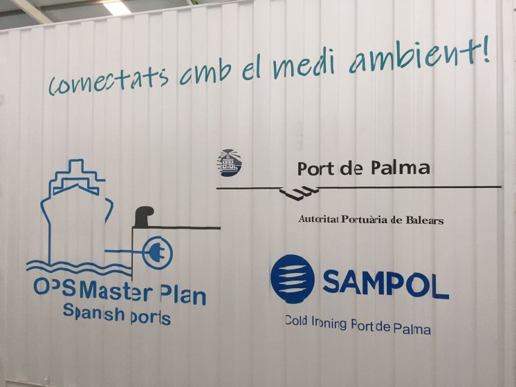 Rotulaci&oacute;n de contenedores container en vinilo de corte especial para Sampol. Fabricados por Proinsener Sevilla.