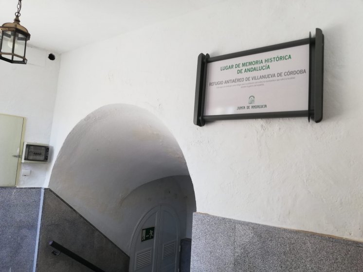 R&oacute;tulo Cartel Homologado Memoria Hist&oacute;rica. Junta de Andaluc&iacute;a. Sevilla 