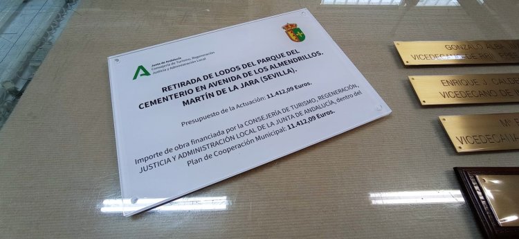 R&oacute;tulo cartel homologado por la Junta de Andaluc&iacute;a. Ayuntamiento Mart&iacute;n de la Jara Sevilla.