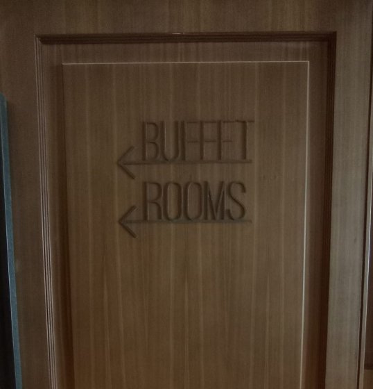 R&oacute;tulo indicador para plantas, puertas, para el Hotel Regidor H10 en Sevilla.