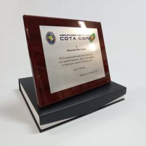 Placa conmemorativa en impresi&oacute;n digital. Agrupaci&oacute;n Motorista Cota Cero Sevilla.