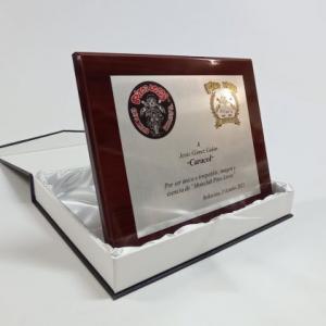 Placa conmemorativa en impresi&oacute;n digital. Motoclub Pitos Locos Sevilla.