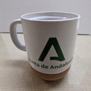 Regalos &oacute; merchandising personalizados en serigraf&iacute;a, para la jefatura de protocolo de la Junta de Andaluc&iacute;a.