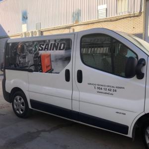 Rotulación de Furgoneta en vinilo fundido de impresión digital y de corte fundidos. Saind Sevilla