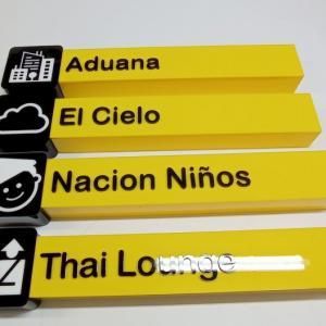 Rótulo en metacrilato fresado para el restaurante Naciónsushi en Sevilla.