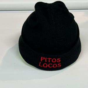 Gorro de lana bordado para Pitos Locos en Bellavista Sevilla.