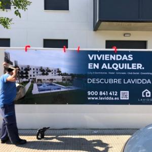 Lonas promoción inmobiliaria para Deacapital en Camas Sevilla.