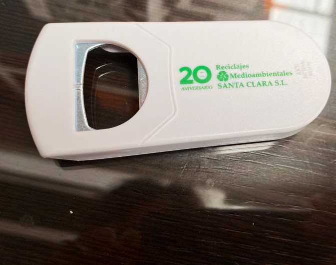 Abridor en grabado en tampograf&iacute;a para Reciclajes Santa Clara. Dos Hermanas Sevilla.