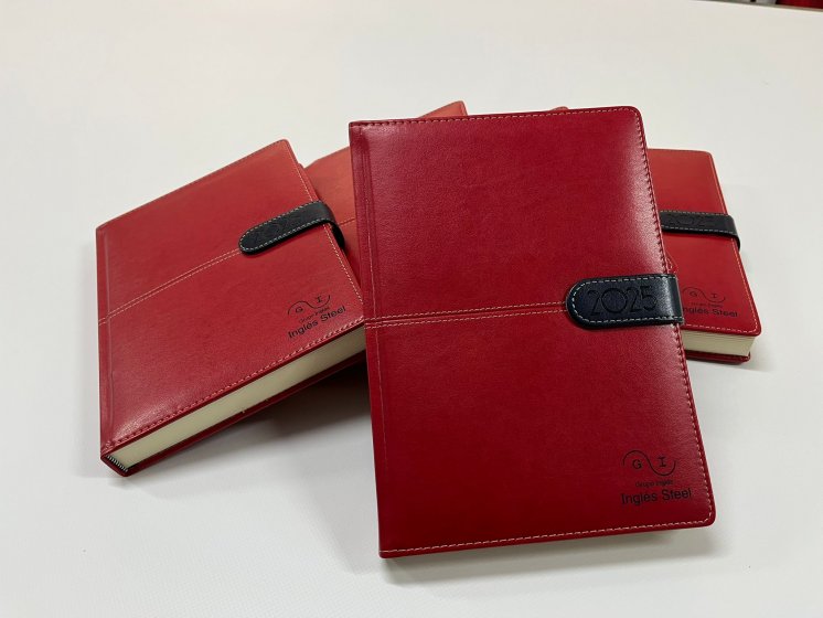 Agendas 2025 para Ingl&eacute;s Steel en Sevilla.