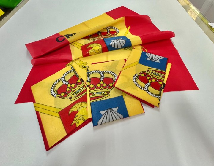 Banderas mochila personalizada. Sevilla.