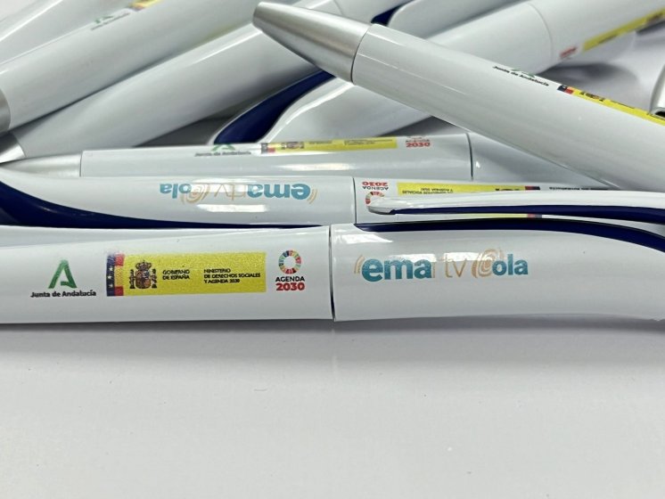 Bol&iacute;grafo grabados en impresi&oacute;n digital directa. Para EMA RTV en Sevilla.