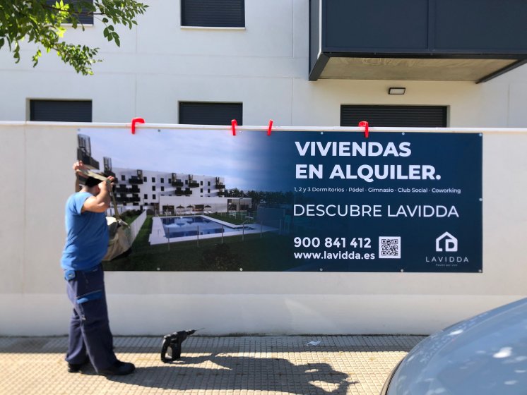Lonas promoción inmobiliaria para Deacapital en Camas Sevilla.