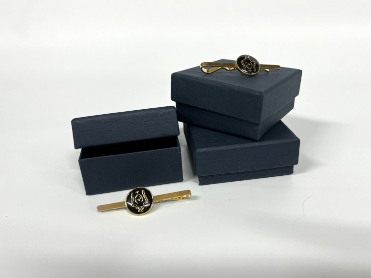 Pisacorbata para la Maestranza A&eacute;rea de Sevilla. 