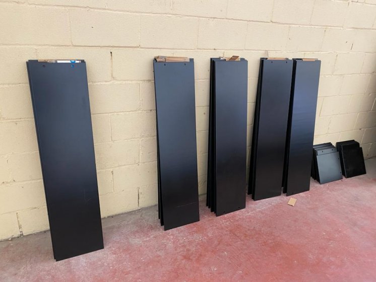 Primera entrega de la se&ntilde;alizaci&oacute;n de calles de Dos Hermanas en Sevilla.