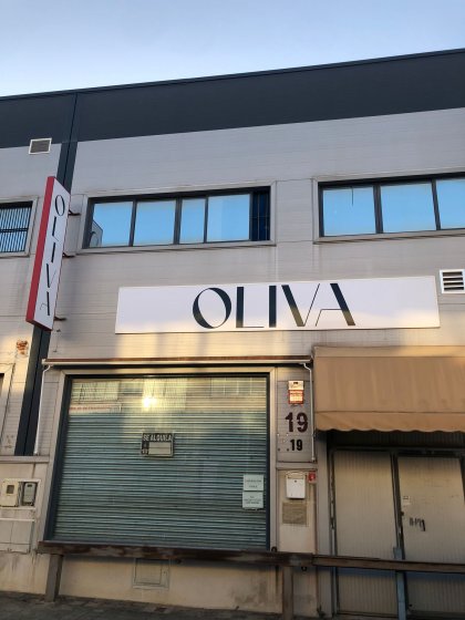 Rotulación de fachada para Burger Central Street en Dos Hermanas Sevilla.