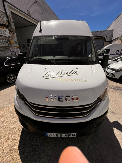 Rotulación de Furgoneta en vinilo fundido. Para Manzanilla La Grabiela. Sanlúcar de Barrameda. Cádriz