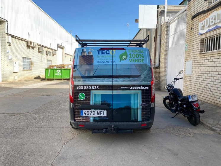 Rotulación integral de Furgoneta con vinilos fundidos en impresión digital. Para Teco, Constantina Sevilla
