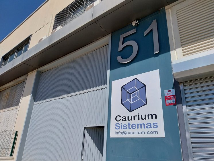 Rotulación para Carium en Sevilla.