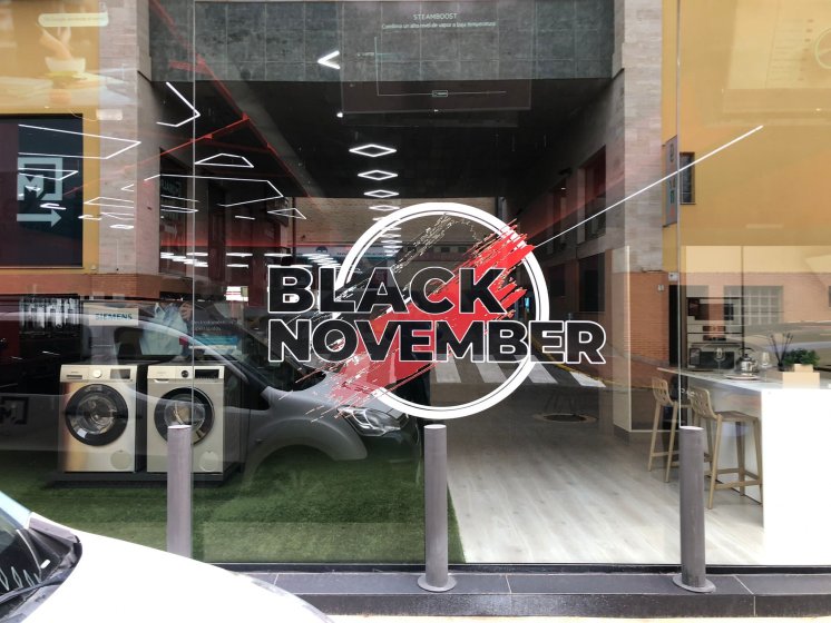 Rotulaci&oacute;n en vinilo promocinal ofertas en Sevilla.