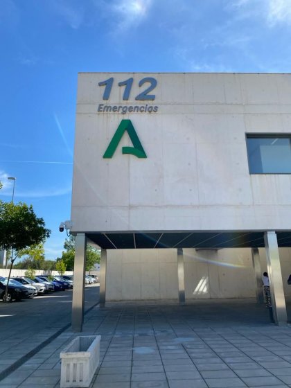 Rótulo en letra corpórea, para el 112 de la Junta de Andalucía en Sevilla.