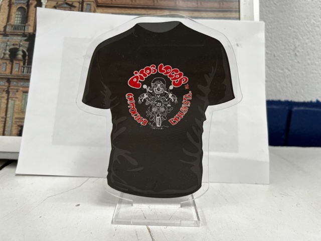 Trofeo de metacrilato para Motoclub Pitos Locos en Bellavista Sevilla.