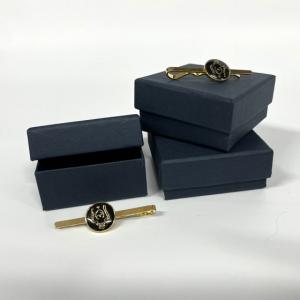 Pisacorbata para la Maestranza A&eacute;rea de Sevilla. 