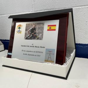 Placa conmemorativa para el Seprona de la Guardia Civil de Sevilla.
