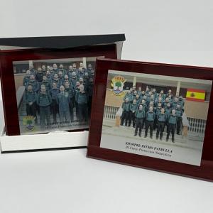 Placa conmemorativa para el Seprona de la Guardia Civil de Valdemoro - Madrid.