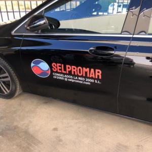 Rotulación de coche para Selpromar en Sevilla.
