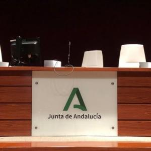 Valla publicitaria o cartel de obra de 8x3 m. Exxacon en Entrenúcleos Dos Hermanas Sevilla.